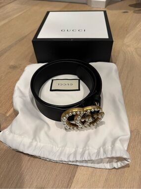 Gucci Black Leather Belt with Gold Pearl-Embellished Double G Buckle